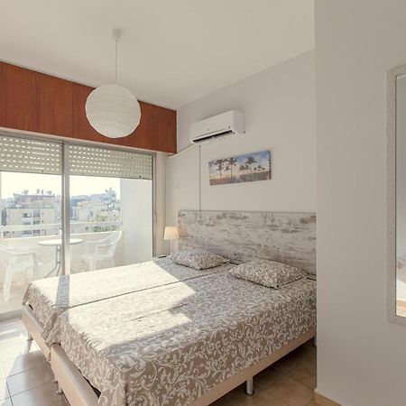 Furnished Seafront Studio ลาร์นาคา ภายนอก รูปภาพ